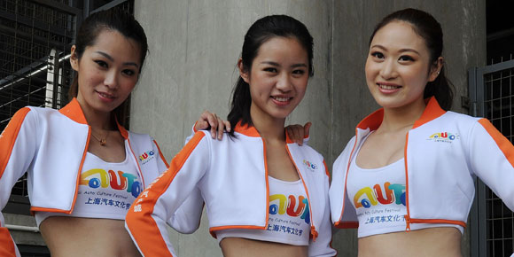 Galeri Foto Gadis Paddock Formula 1 GP China 2013