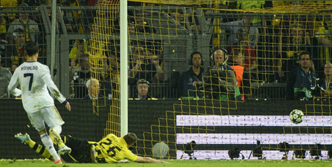 Gundogan Sesalkan Gol Away Madrid