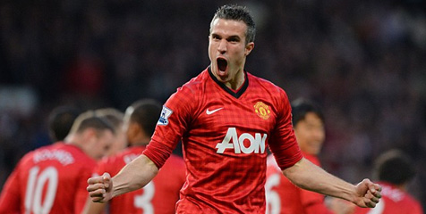 Fergie: RVP Tak Perlu Pedulikan Fans Arsenal