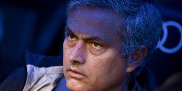 Video: Aksi Jahil Mourinho Terhadap Kepala Keamanan Bernabeu