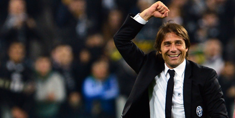 Conte: Maradona Lebih Hebat Dari Messi