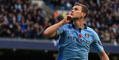 Dzeko Ragu Bertahan di City