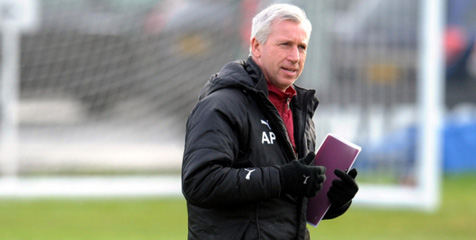 Pardew: Kontra Arsenal, Newcastle Ingin Beri 'Hiburan'