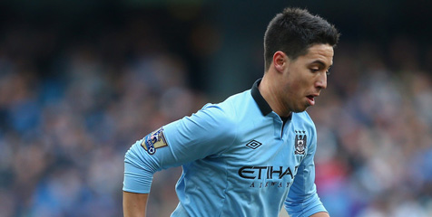 Nasri Bantah Rumor PSG, Tetap di City