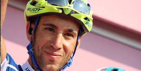 Nibali Kokohkan Posisi di Klasemen Giro D'Italia 2013