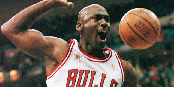 Tujuh Atlet Dunia dengan Ritual Takhayulnya