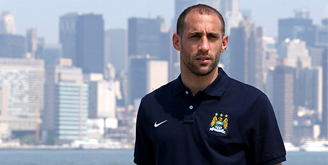 Zabaleta Pemain Terbaik ManCity Pilihan Suporter