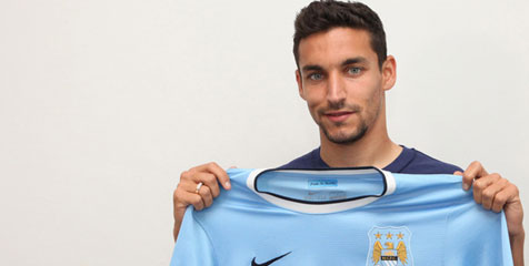 Jesus Navas Pilih City Demi Gelar Juara