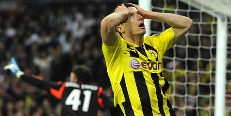 Dortmund: Lewandowski Tetap Bermain Untuk Kami