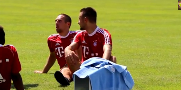 Ribery dan Contento Kerjai Staff Bayern di Sesi Latihan