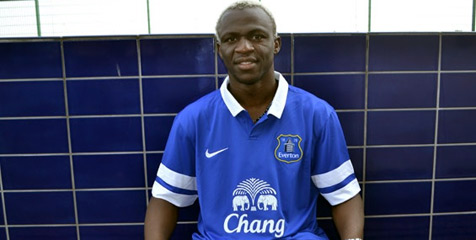 Everton Resmi Rekrut Arouna Kone