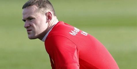 Enggan Bertahan di United, Rooney Marah Kepada Moyes