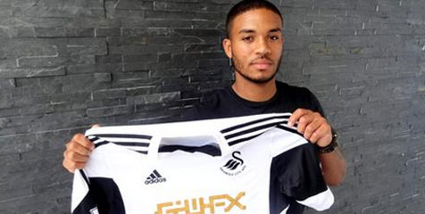 Swansea Rekrut Mantan Bek Kiri Arsenal