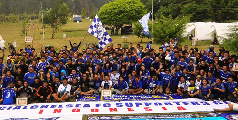 Chelsea Indonesia Supporters Club Kuasai Sektor 9-10 SUGBK