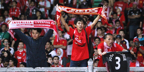 Pendukung Liverpool Mulai 'Merahkan' Gelora Bung Karno