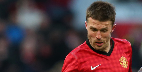 Carrick Ambil Alih Peran Scholes di United