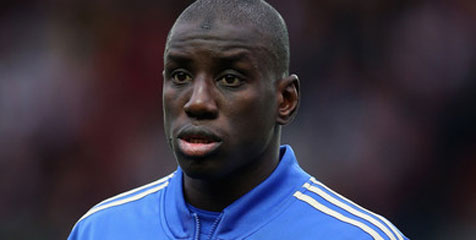Benitez Siap 'Curi' Demba Ba Dari Chelsea