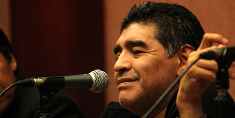 Maradona Jalani Operasi Mata di Argentina