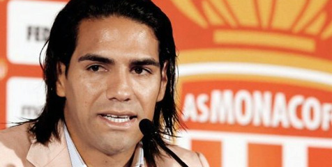 Falcao Buktikan Usianya 27 Tahun