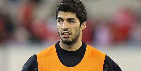 'Pemain Liverpool Ingin Suarez Bertahan'