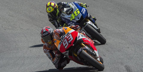 Dibabat Marquez di Laguna Seca, Rossi Mengumpat