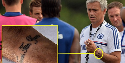 Penampakan Tato 'Family Man' Mourinho