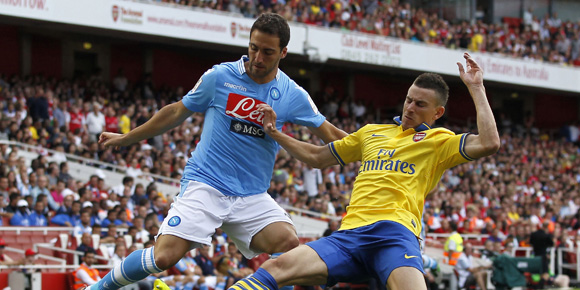 Highlights Emirates Cup 2013: Arsenal 2-2 Napoli