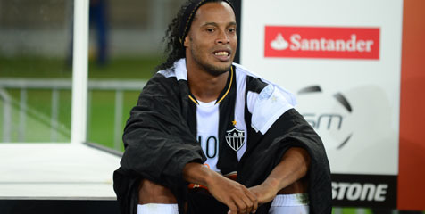 Ronaldinho Akui Sering Berhubungan Intim Sebelum Laga Ronaldinho Akui Sering Berhubungan Intim Sebelum Laga