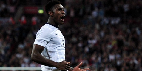 Welbeck Bahagia Kembali Duet Dengan Rooney