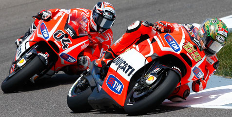 Sengit di Indianapolis, Hayden-Dovizioso Ditegur Ducati