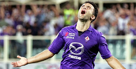 Fiorentina Lolos Ujian Pertama