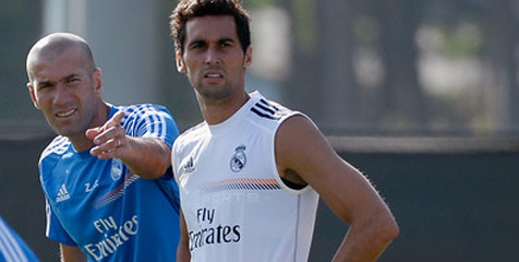 Arbeloa Tak Mau Fans Terseret 'Perang' Kiper Madrid