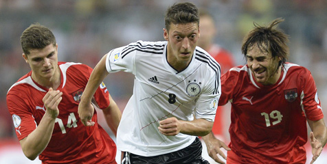 Ozil: Jerman Tegaskan Status 'Bos' Atas Austria