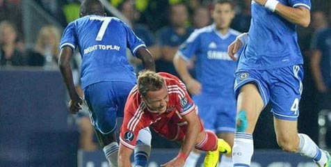 Cederai Gotze, Ramires Minta Maaf