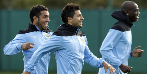 Aguero Terkenang Kebersamaan Dengan Tevez dan Balotelli