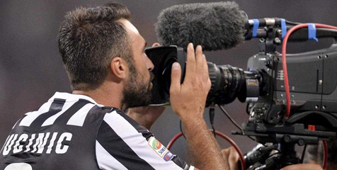 Vucinic Berpeluang Tampil Kontra Inter