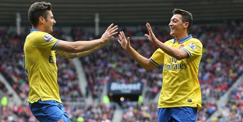 Giroud: Ozil Buat Segalanya Jadi Mudah