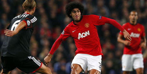 Fellaini Puas Dengan Debutnya di Liga Champions