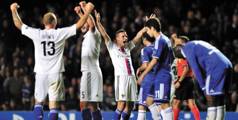 Review: Comeback Basel Buat Chelsea Gigit Jari