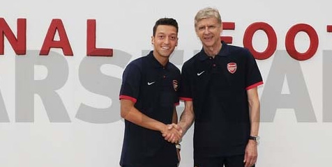 Wenger Bela Ozil Dari Kritikan Perez