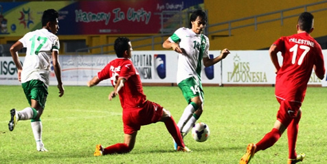 Gabung Timnas, Rasyid Bakri Absen Lawan Semen Padang