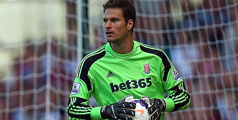 Demi Begovic, Napoli Rela Ganggu Atletico Madrid