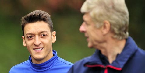 Wenger Akui Kehadiran Ozil Bangkitkan Arsenal