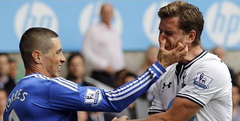 Cakar Vertonghen, Torres Aman Dari Hukuman