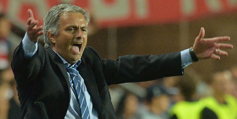 Mourinho Kecam 'Diving' Neymar dan Balotelli