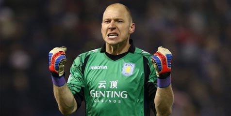 Arsenal Targetkan Brad Guzan