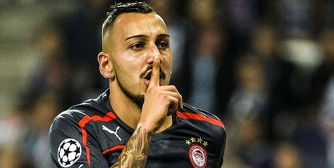 Arsenal dan Liverpool Bersaing Dapatkan Mitroglou