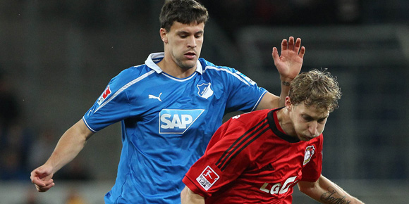 Kontroversial! Leverkusen Cetak Gol Siluman Dari Belakang Gawang Kontroversial! Leverkusen Cetak Gol Siluman Dari Belakang Gawang