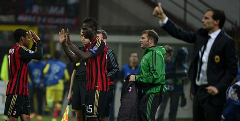 Milan Bantah Balotelli Akan Pergi