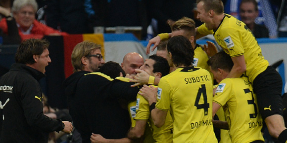 Highlights Bundesliga: Schalke 1-3 Borussia Dortmund Highlights Bundesliga: Schalke 1-3 Borussia Dortmund